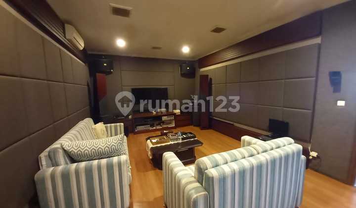 Rumah 2 lantai Mewah di daerah Stratregis Kopo Bandung 2