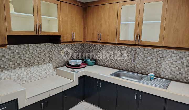 Disewakan Rumah Dekat Panglima Polim Kebayoran Baru Jakarta Selatan 2