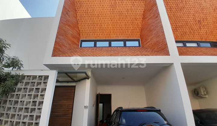 Disewakan Rumah Di Jakasampurna Semi Furnished Bekasi 1