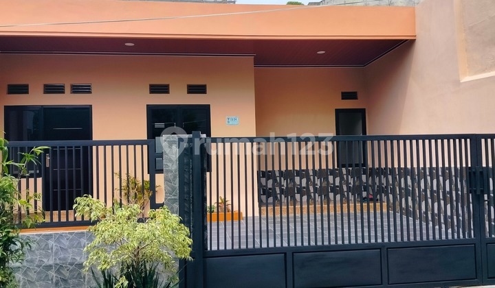 For Rent House in Harapan Baru Regency West Bekasi