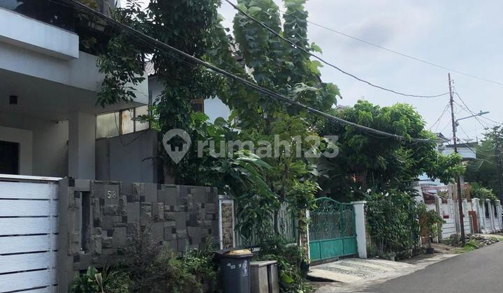 Disewakan Rumah Furnished di Utan Kayu Selatan Jakarta Timur 2