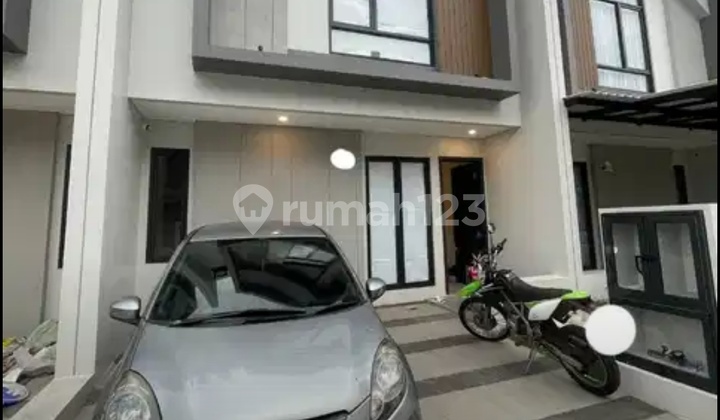For Rent House in Nismara Cluster, Harapan Indah, Bekasi