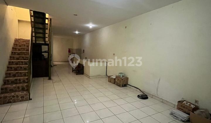 For Sale 3-Street Shop in Bintara Jakasampurna, West Bekasi, Highly Strategic Location 2