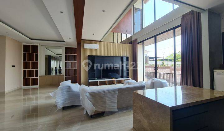Dijual Rumah Mewah Dengan View Kota Semarang di Jl. Singotoro 1