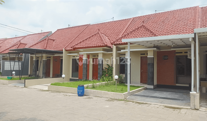 Rumah Cantik SHM, Bisa KPR, Kawasan Perumahan di Timur Jogja 1