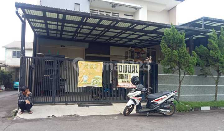 Rumah 2 Lantai Luas Lokasi Strategis Siap Huni