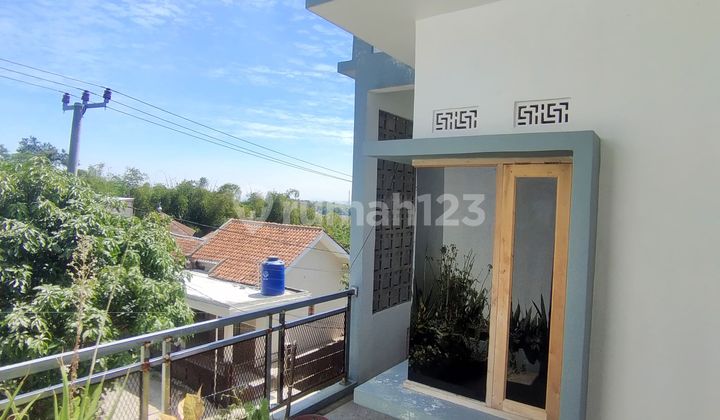 Ready-to-Occupy House in Pesona Alam Mutiara Complex, Strategic Location Ready-to-Occupy House in Pesona Alam Mutiara Complex, Strategic Location