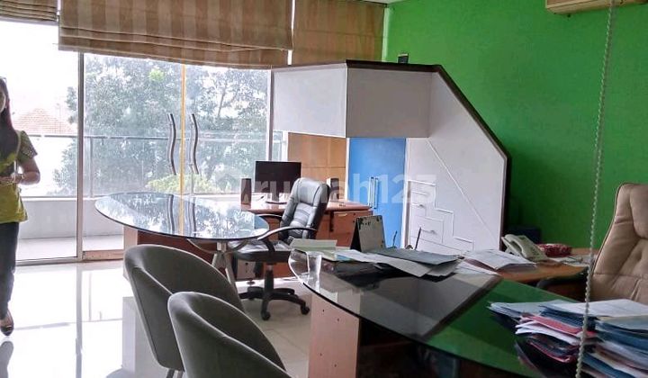 Good 4-Story Office Building for Rent