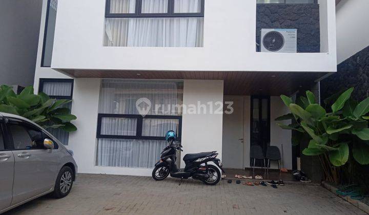 Rumah Mewah Tengah Kota 2