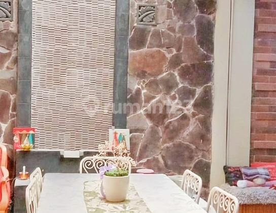 Rumah 2 Lantai Siap Huni 2