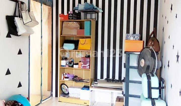 Rumah 2 Lantai Siap Huni Lokasi Strategis Harga Dibawah Pasaran Masih bisa Nego 2