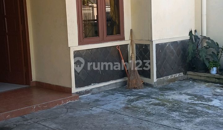 Cheap House For Rent Needed Immediately, Jln Situsari 38 Million/Year Net, Suitable For Offices And Residences.