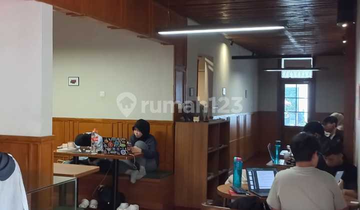 Sewa Rumah di Tengah Kota Cocok untuk Coffee Shop 2