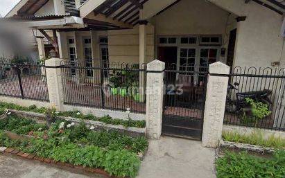 Dijual Villa Strategis di Batu Songgoriti Malang – 3 Kamar Tidur, Harga 1.75M 1