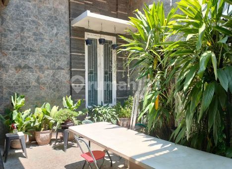Dijual Rumah Surabaya Timur di Kutisari 