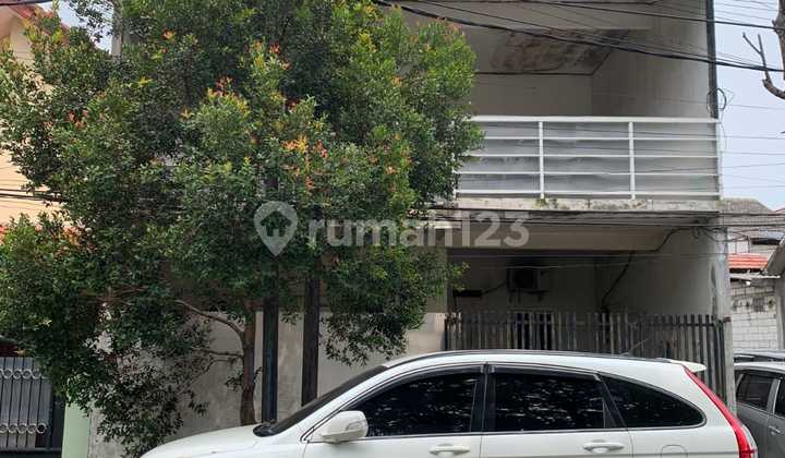 Dijual Rumah Babatan Wiyung Dekat Mall