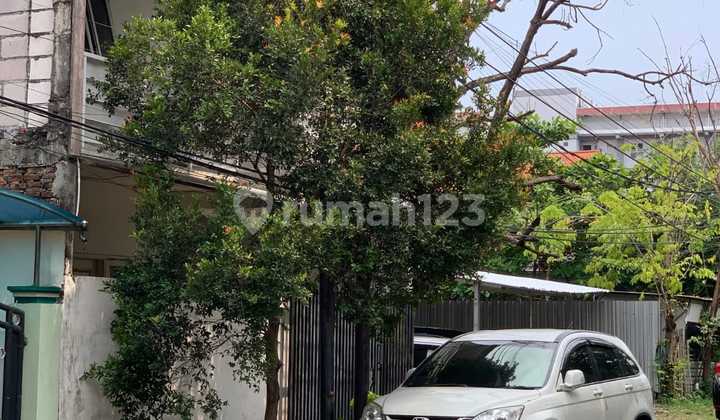Dijual Rumah Babatan Wiyung Dekat Mall 2