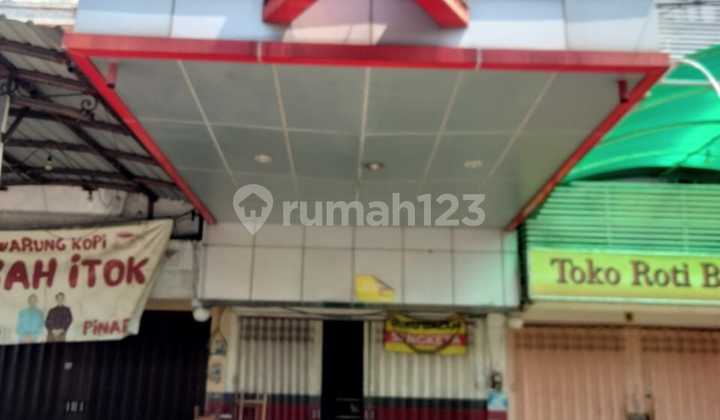Shop House at Strategic Location Gayungan Ketintang Surabaya 2
