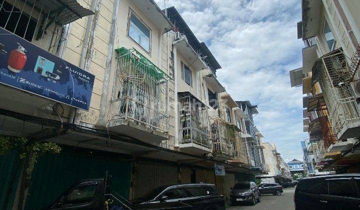 Dijual Ruko 3 Lantai Klampis 1