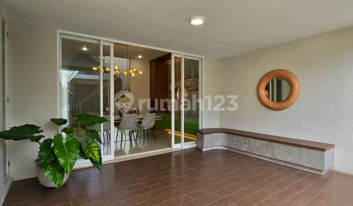 Minimalist 2-Story House in Royal Residence Near Ivy School 2