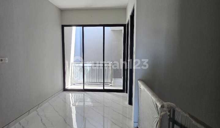 Rumah Baru Minimalis Panjang Jiwo Permai 2