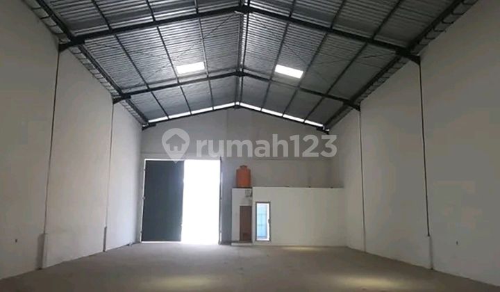 For Sale: Bumi Benowo Warehouse