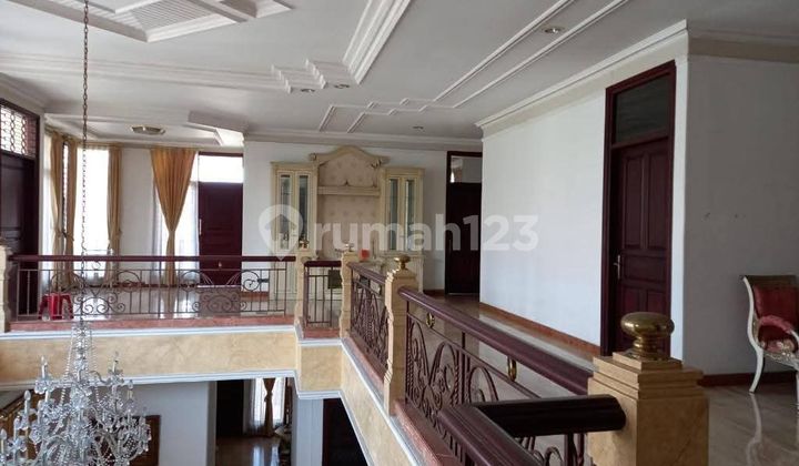 Jual Cepat Rumah Mewah Hook Di Pusat Kota Ketabang 2