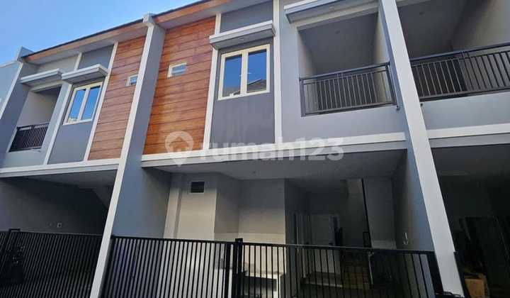 Rumah Baru Minimalis 2 Lantai Di Kertomenanggal Surabaya Selatan