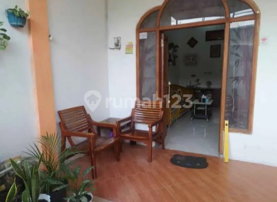 2-Story Beautiful Grandma's House, Indah Menganti Gresik 2