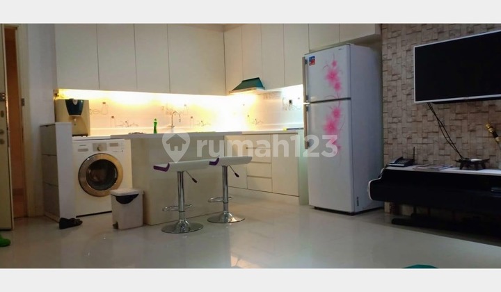 Jual Apartemen Jakarta Residence Cosmo Terrace - Renov Tipe 2Br Jadi Studio-49 M2 - Furnished