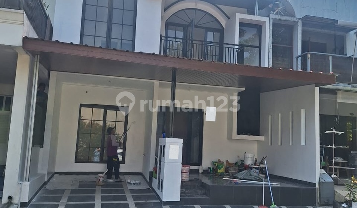 Ready-to-Live House in Emerald Bintaro Cluster