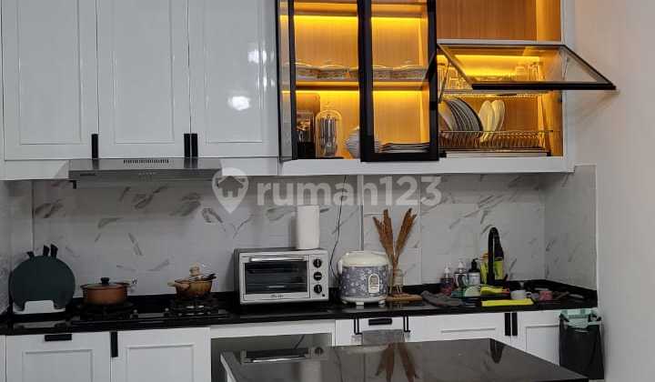 Rumah Siap Huni American Clasik Di Pamulang Dekat Walikota 2