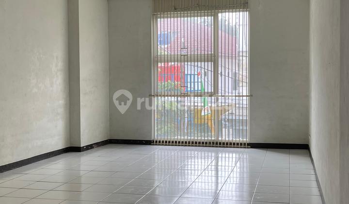 For Sale Ruko 2,5 Lantai Startegis di Ence Azis, Sudirman