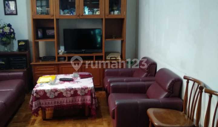 FOR SALE RUMAH & TOKO STRATEGIS DI JALAN TAMIM, BANDUNG FOR SALE RUMAH & TOKO STRATEGIS DI JALAN TAMIM, BANDUNG