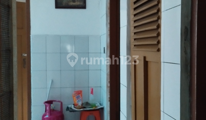 Asri & Spacious House in Cisadea, Supratman Bandung - Strategic Location 2