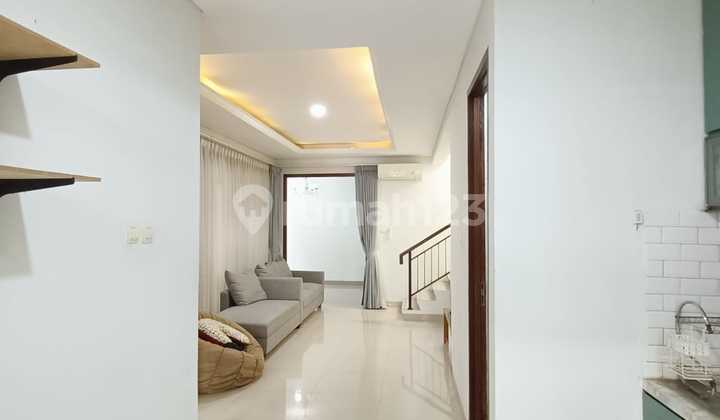 For Sale Townhouse Buah Batu Square Apple 2 - Furnished
