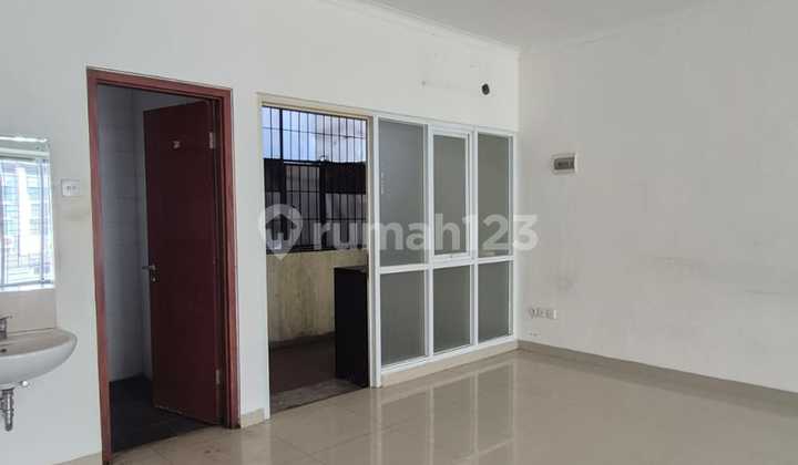 For Rent: Shop House at Holis Regency - 2 Floors 1