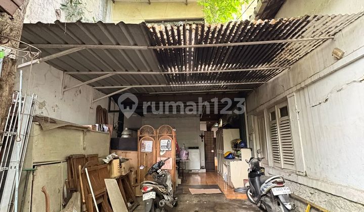 For Sale Strategic Residential House Pasirkaliki - Near the Mall 2