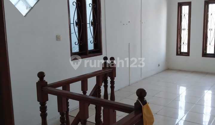 Ruko/Kost Strategis di Gunung Batu Pasteur – SHM, 2 Lantai, Kondisi Bagus! 