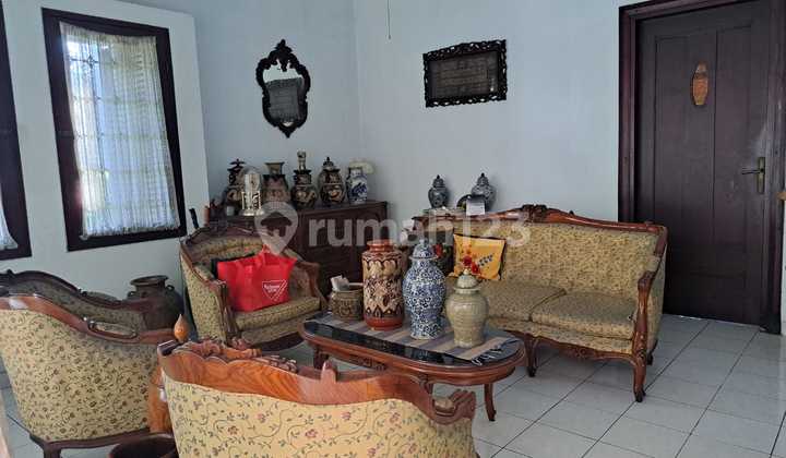 For Sale Luxurious Home in Sayap Riau - Strategic & Move-in Ready 2