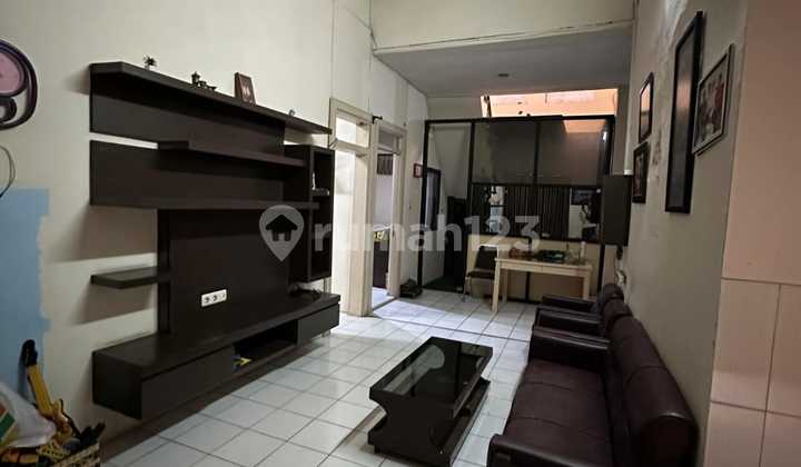 For Sale Rumah di Cibolerang Indah - Luas & Nyaman