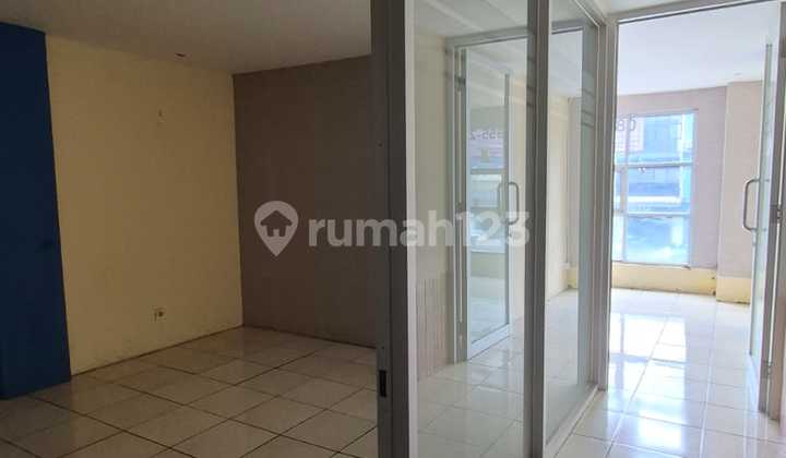 For Rent 2nd Floor Ruko in Paskal Hypersquare Area - Suitable for Office