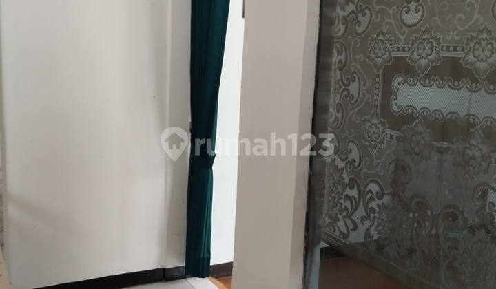 For Sale Rumah di Cigadung Raya Tengah - Lebar Muka 12 Meter For Sale Rumah di Cigadung Raya Tengah - Lebar Muka 12 Meter