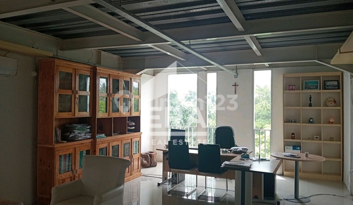 For Sale Commercial Building in a strategic location For Sale Commercial Building in a strategic location