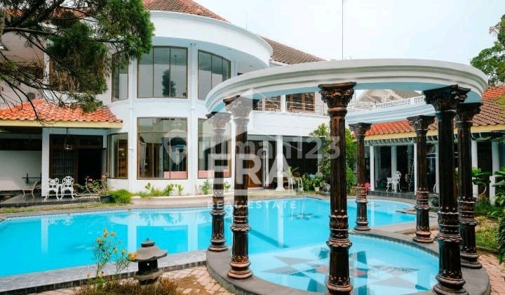 For Sale Villa still actively rented for holidays