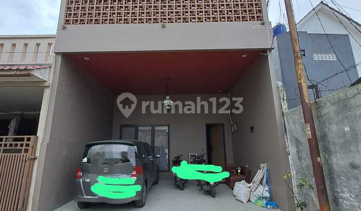 For Sale, 2 1/2 Story House in Duta Cimanggis Residence, Depok.