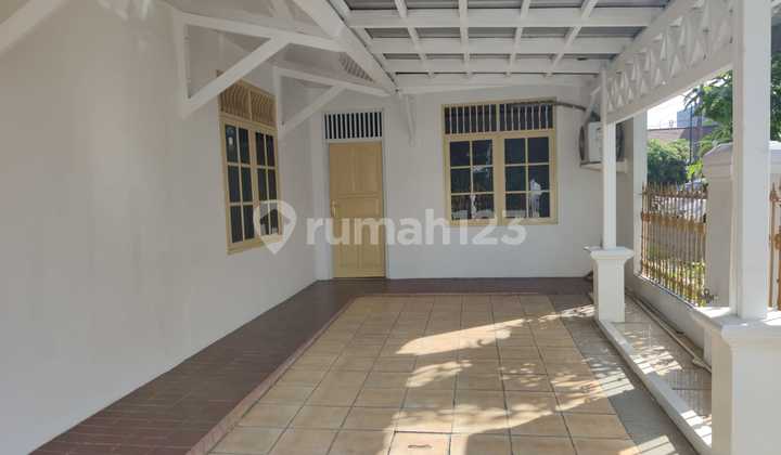 Disewakan Rumah di Griyaloka Bsd Tangerang Selatan