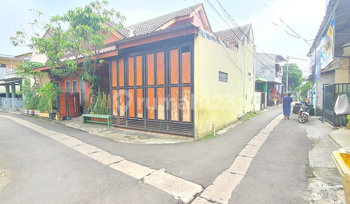 Dijual Rumah Dekat Stasiun Serpong Tangerang 