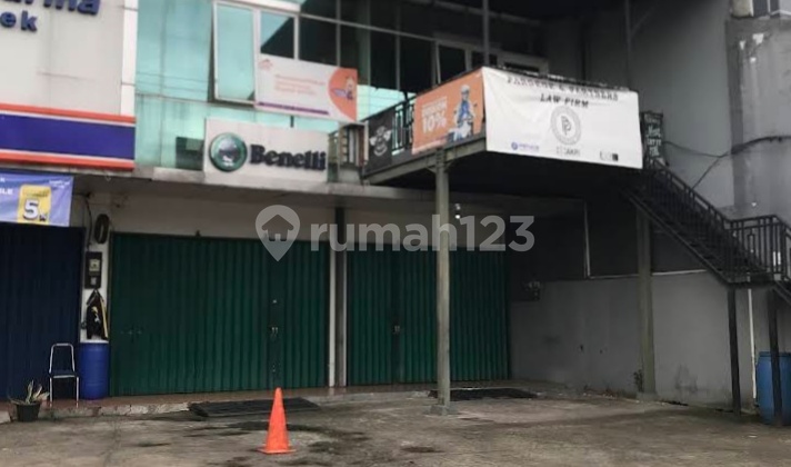 For Sale: Two-Storey Attached Three-Storey Shop House on Bogor Main Road 2