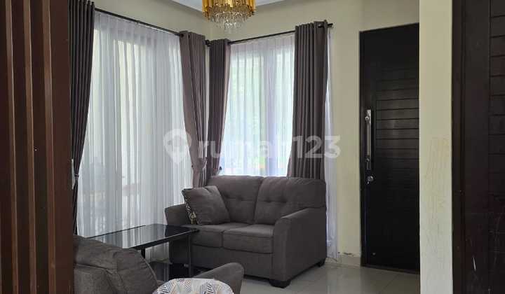 Rumah Bagus SHM Harapan Indah Cluster Arana, Bekasi 2